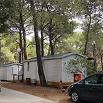 Mobile Homes Pine Sea * بنجول