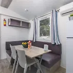 Mobile Homes Pine Sea Κάμπινγκ *