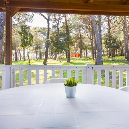 Kamp Mobile Homes Pine Sea *