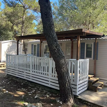 Mobile Homes Pine Sea * Banjole