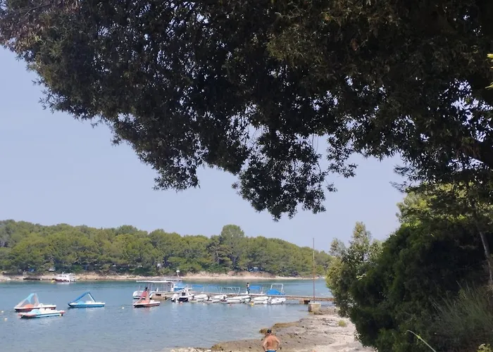 Mobile Homes Pine Sea Kamp Banjole