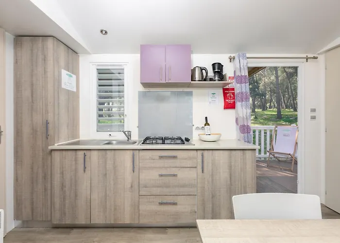 Mobile Homes Pine Sea