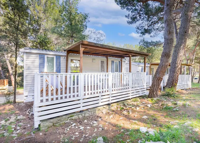 Mobile Homes Pine Sea Kamp