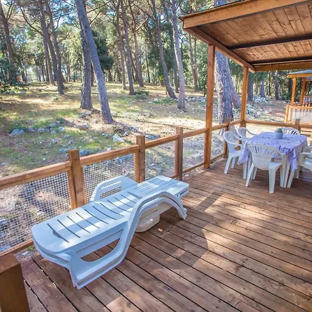 Mobile Homes Pine Sea Campsite