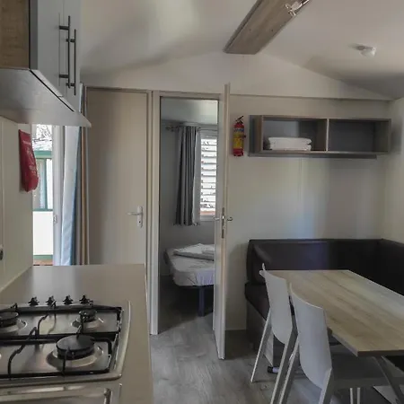 Mobile Homes Pine Sea *