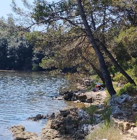 Mobile Homes Pine Sea Campsite