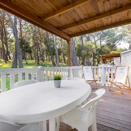 Camping Mobile Homes Pine Sea Banjole