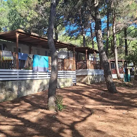 Mobile Homes Pine Sea Campingplatz Banjole