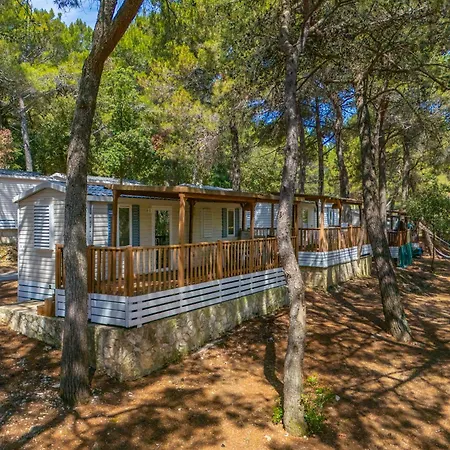 Mobile Homes Pine Sea Campingplatz Banjole